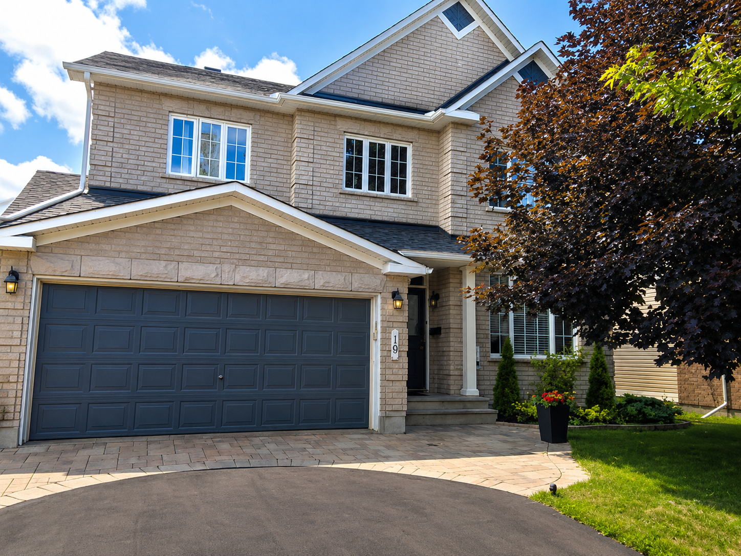 19 Farmfield Cres Flat-Fee Realtor®