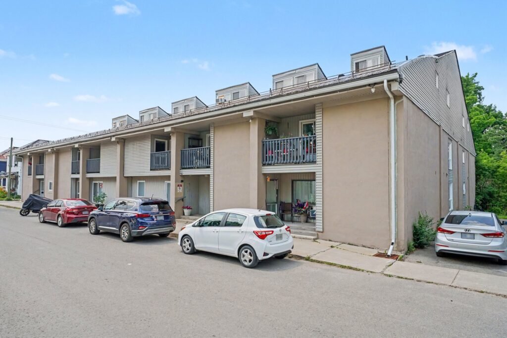 105 Asa St Flat-Fee Realtor®