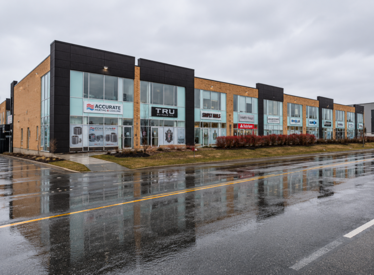 Our Listings 6 1235 Queensaway Ave E Flat-Fee Realtor®