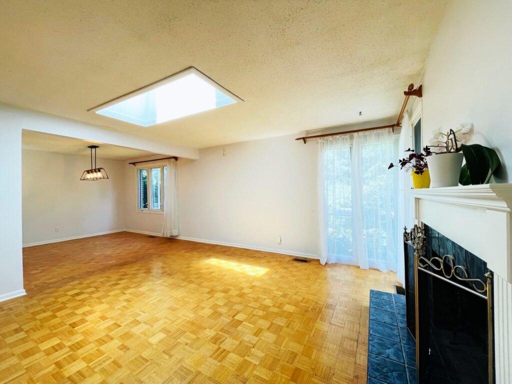 2026 Kings Grove Cres Flat-Fee Realtor®